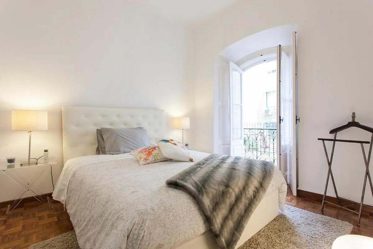 Ginjinha House - 4 Rooms - Bairro Alto - With Ac! Lissabon Portugal